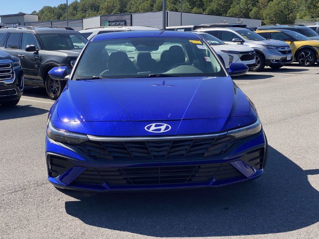 Used 2024 Hyundai Elantra SEL FWD image 32