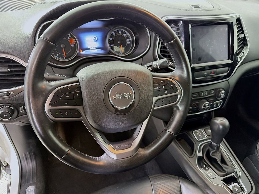 Used 2019 Jeep Cherokee Limited image 14