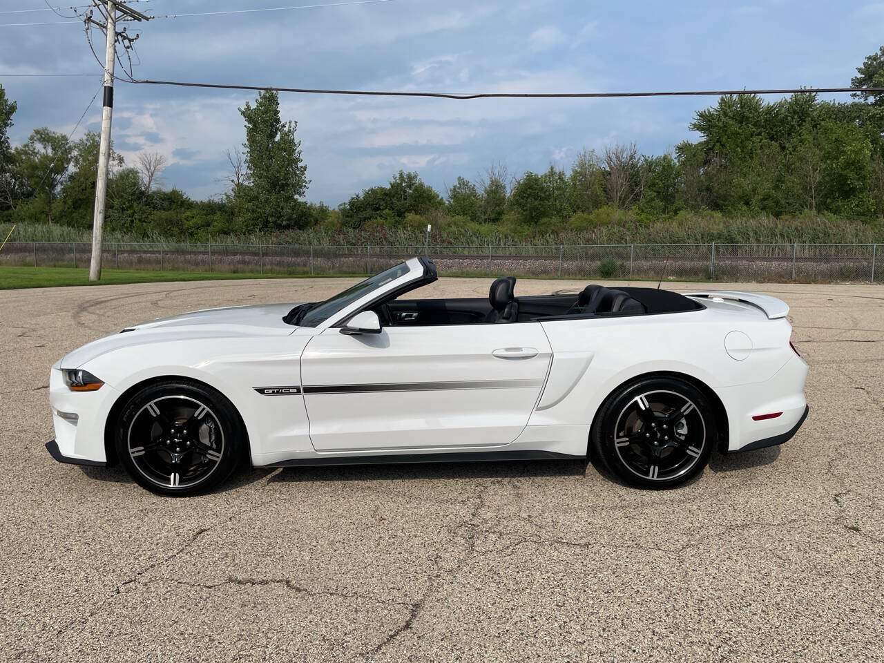 Used 2021 Ford Mustang GT Premium w/ California Special Package RWD image 69