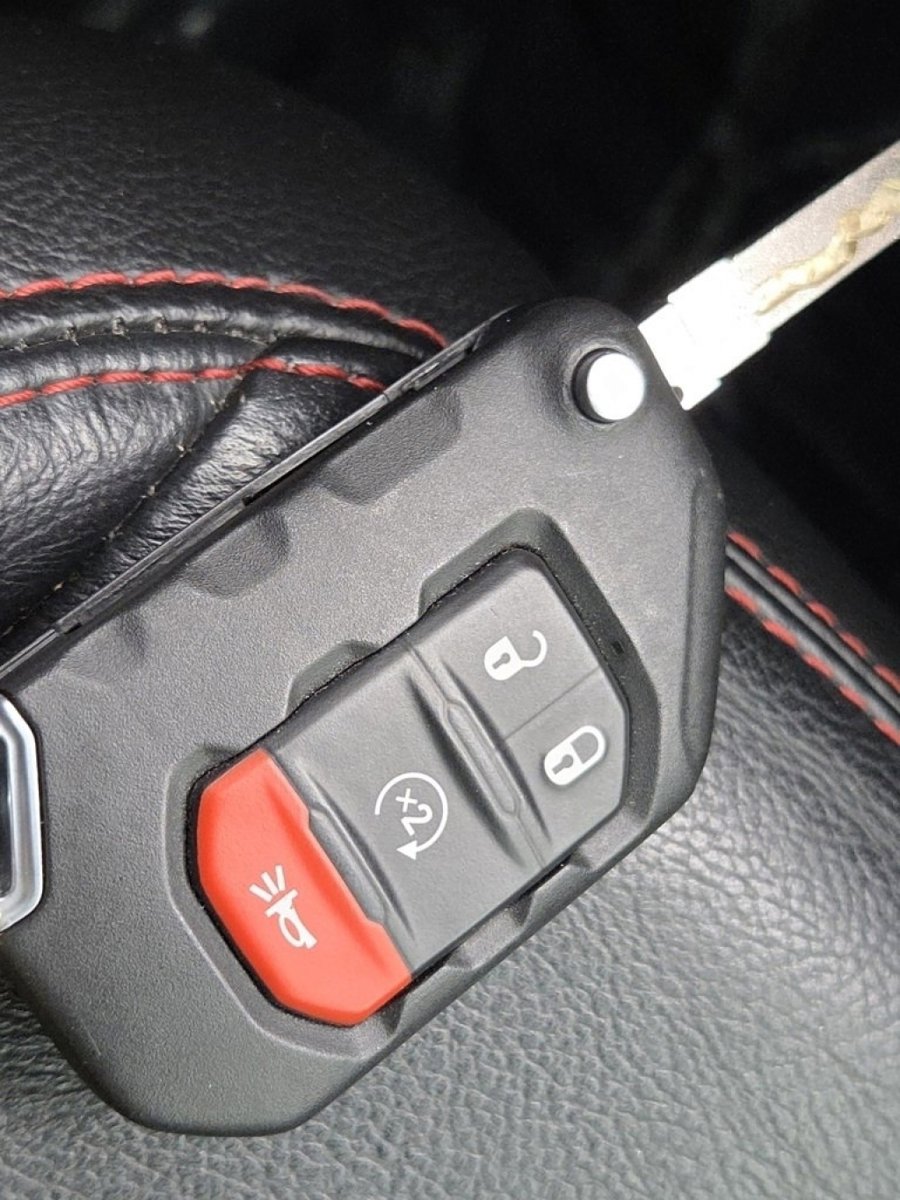 Used 2018 Jeep Wrangler Unlimited Rubicon image 38