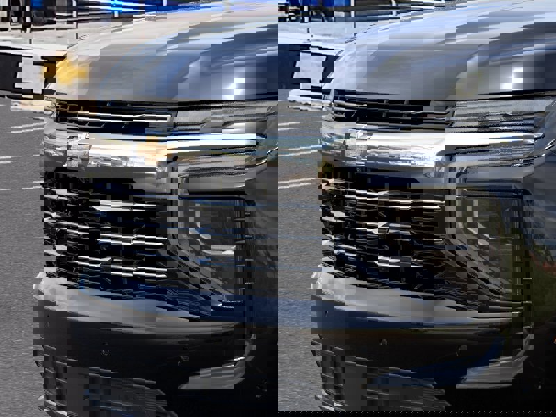 New 2026 Chevrolet Suburban LT image 13