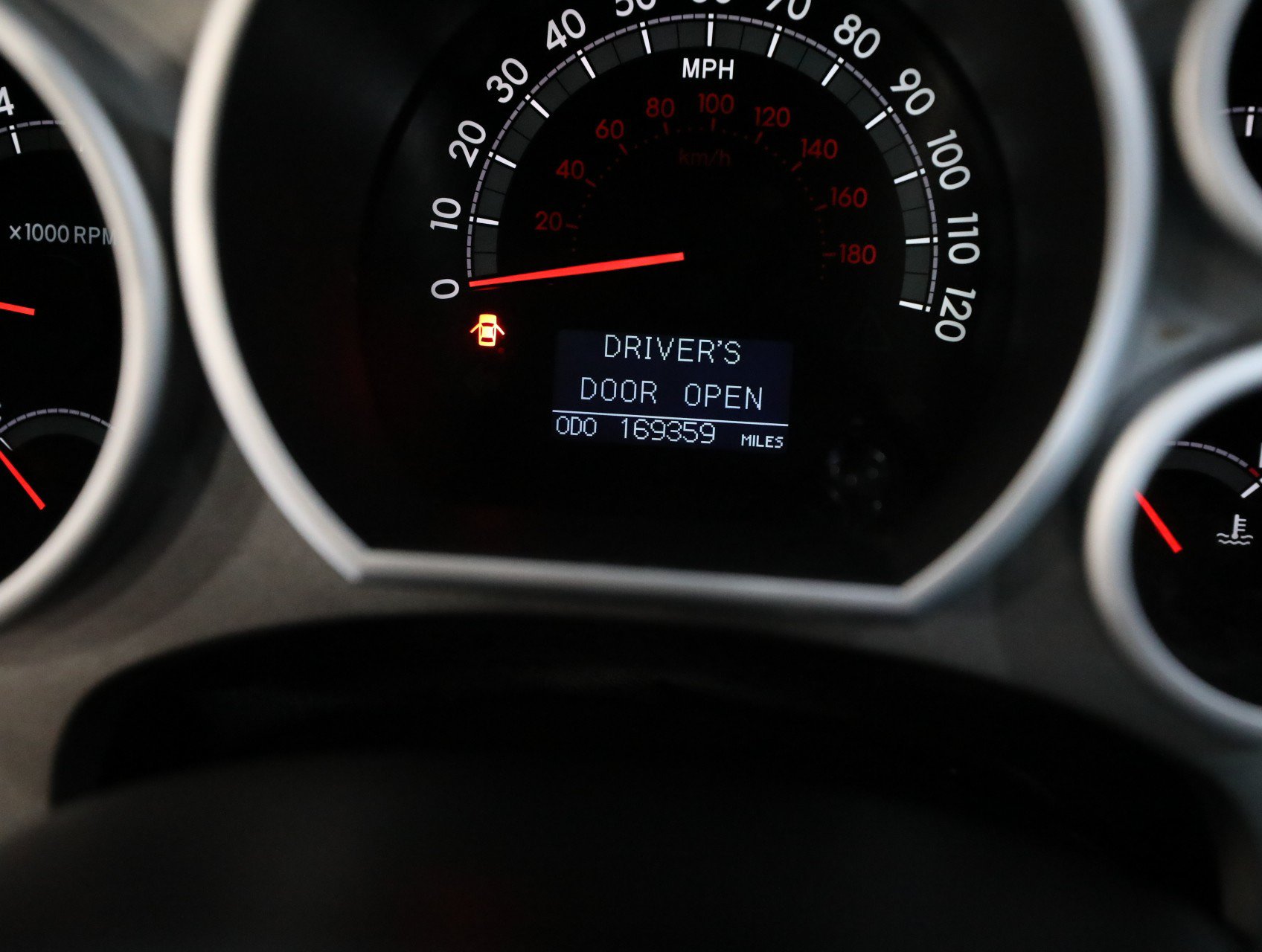 Used 2016 Toyota Sequoia Limited AWD/4WD image 72