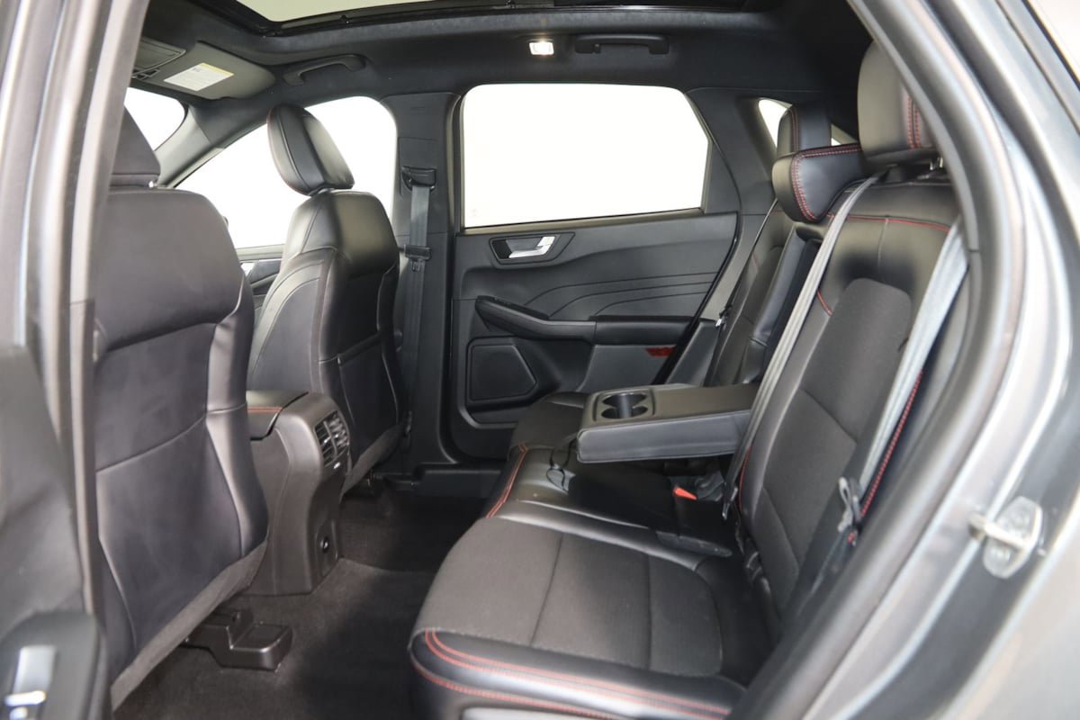Used 2024 Ford Escape ST-Line w/ Tech Pack #1 AWD/4WD image 49