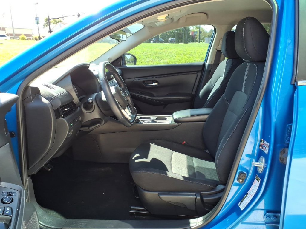 Used 2021 Nissan Sentra SV FWD image 13