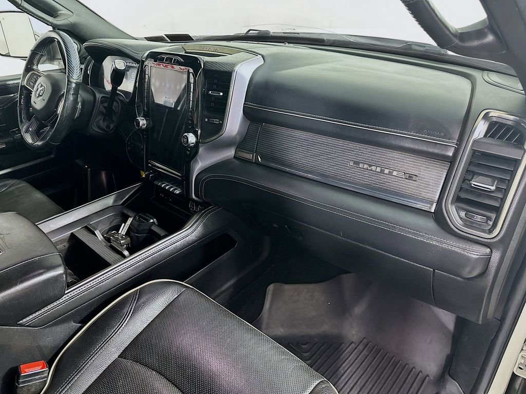 Used 2019 RAM 3500 Limited image 32