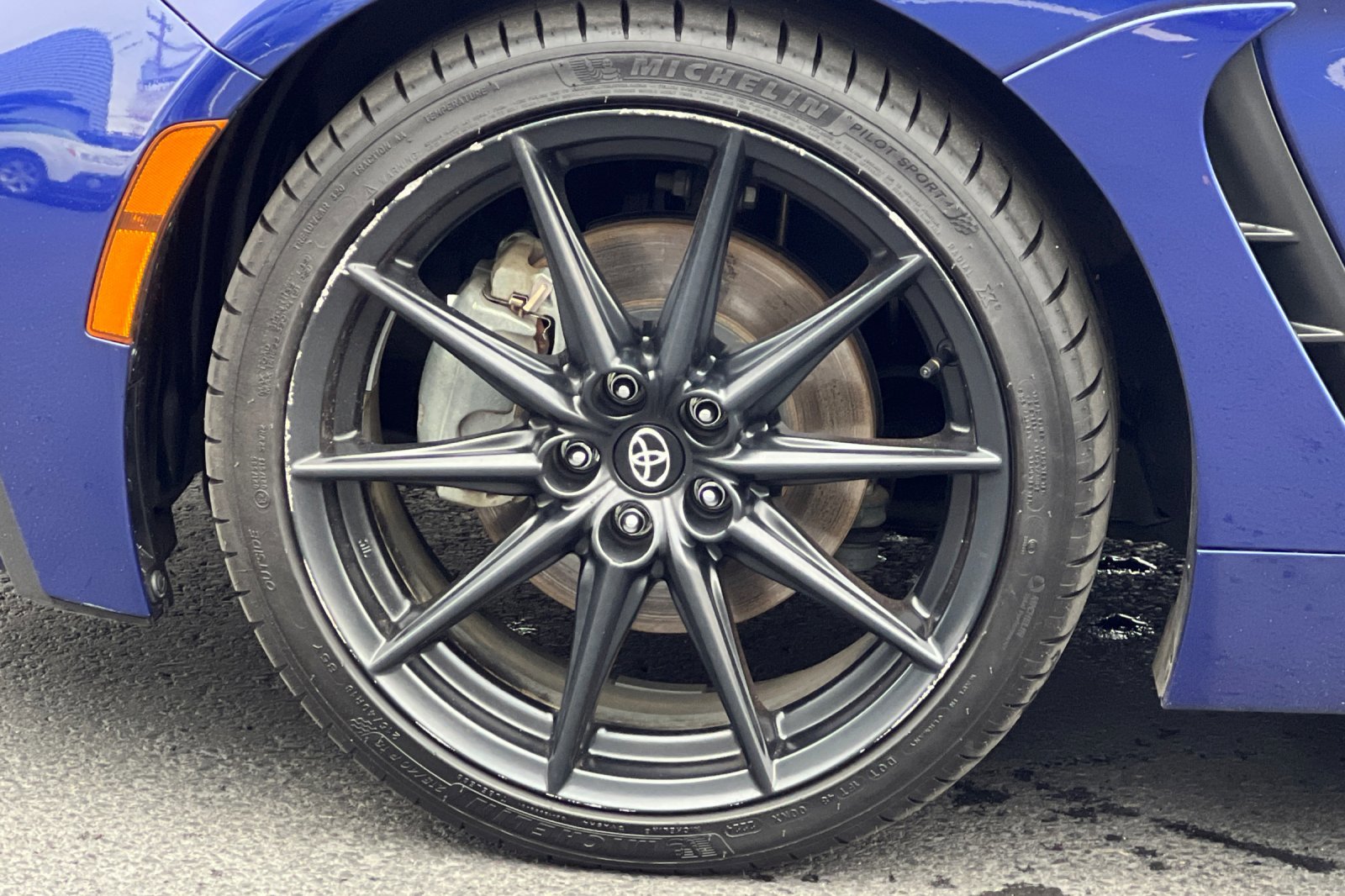 Used 2023 Toyota GR86 Premium image 24