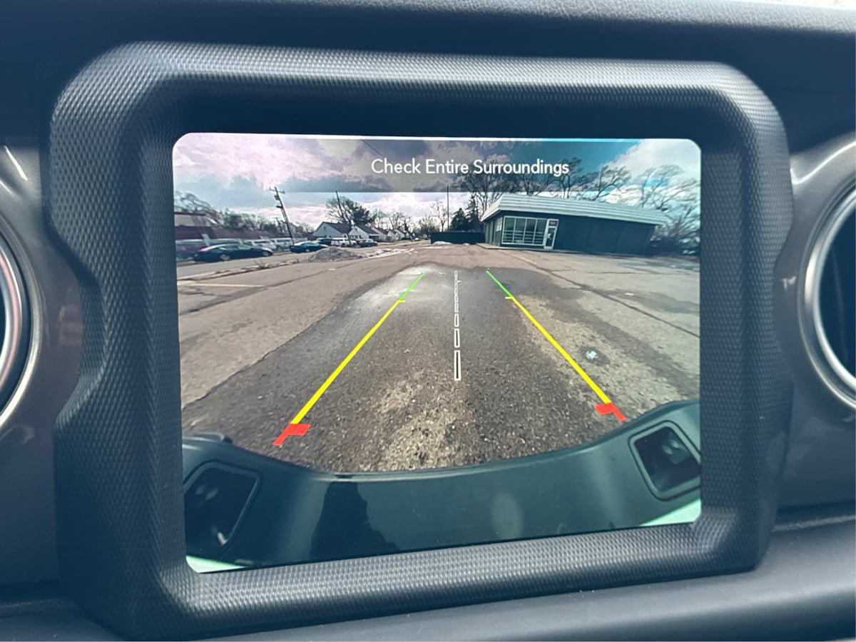 Used 2023 Jeep Gladiator Overland image 45