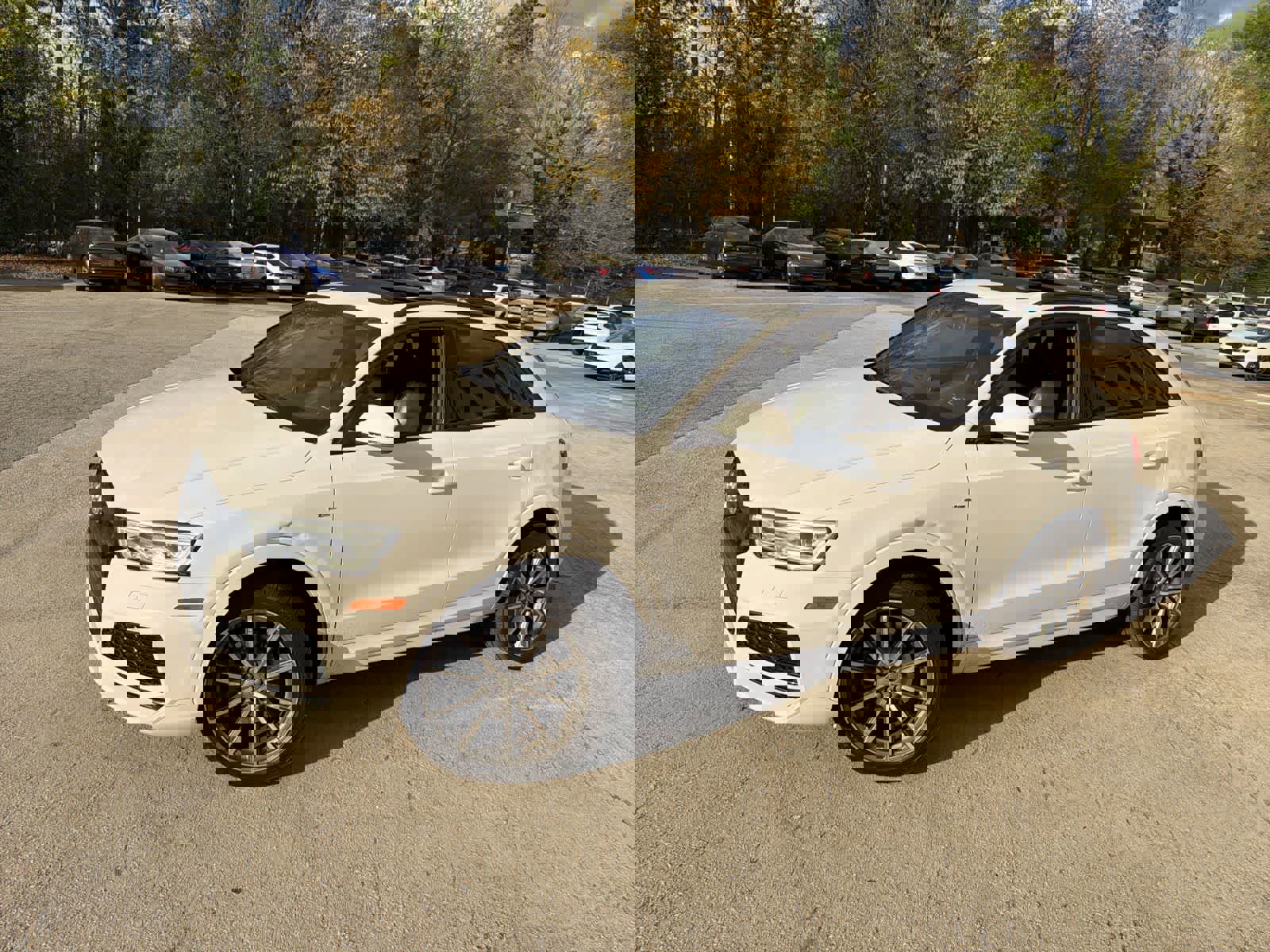 Used 2018 Audi Q3 2.0T Premium Plus w/ Premium Plus Package image 4