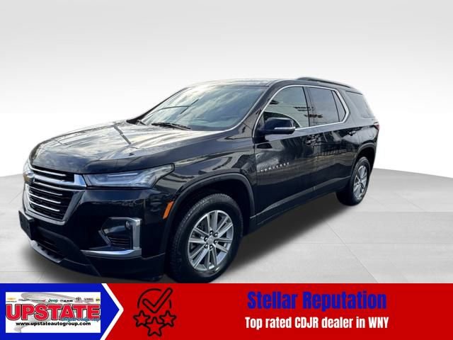 Used 2023 Chevrolet Traverse LT w/ Rear Camera Mirror Package image 4