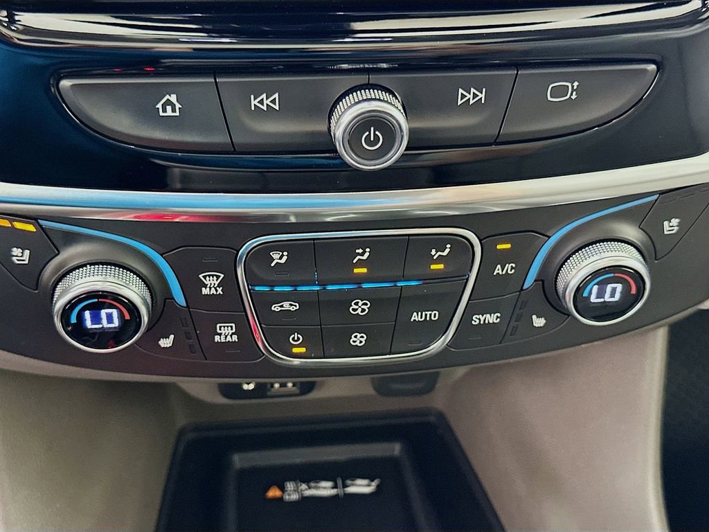 Used 2021 Chevrolet Traverse Premier w/ LPO, Cargo Package image 16