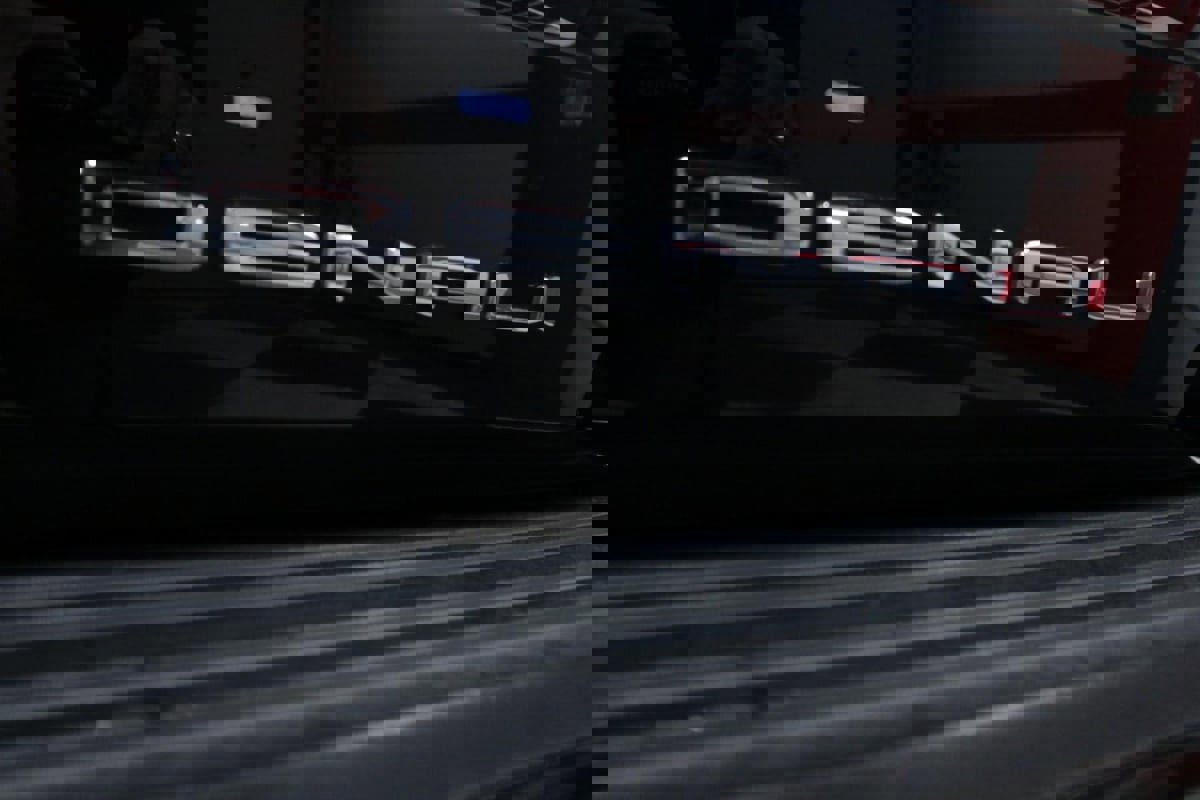 Used 2022 GMC Yukon XL Denali image 31