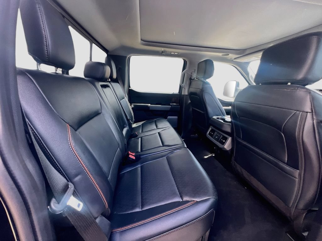 Used 2025 Ford F250 Lariat w/ Lariat Ultimate Package AWD/4WD image 28
