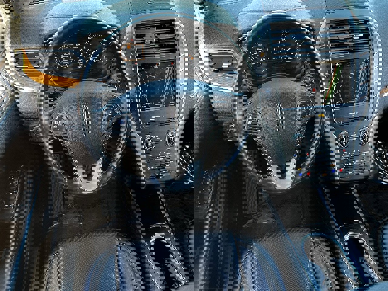 Used 2019 Lincoln MKC Reserve image 10