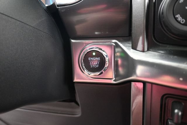 Used 2023 Ford F150 Lariat w/ Equipment Group 502A High AWD/4WD image 29