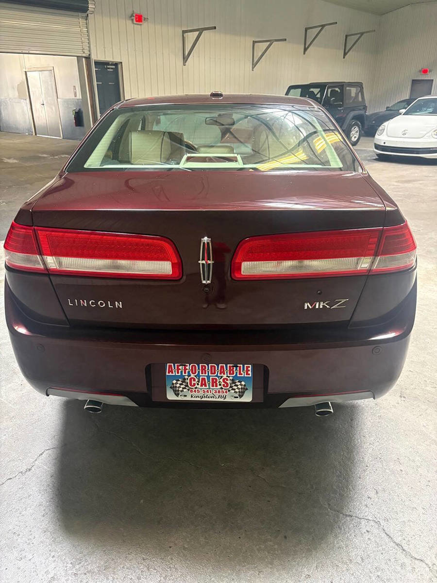 Used 2011 Lincoln MKZ w/ 102A Rapid Spec Order Code FWD image 5