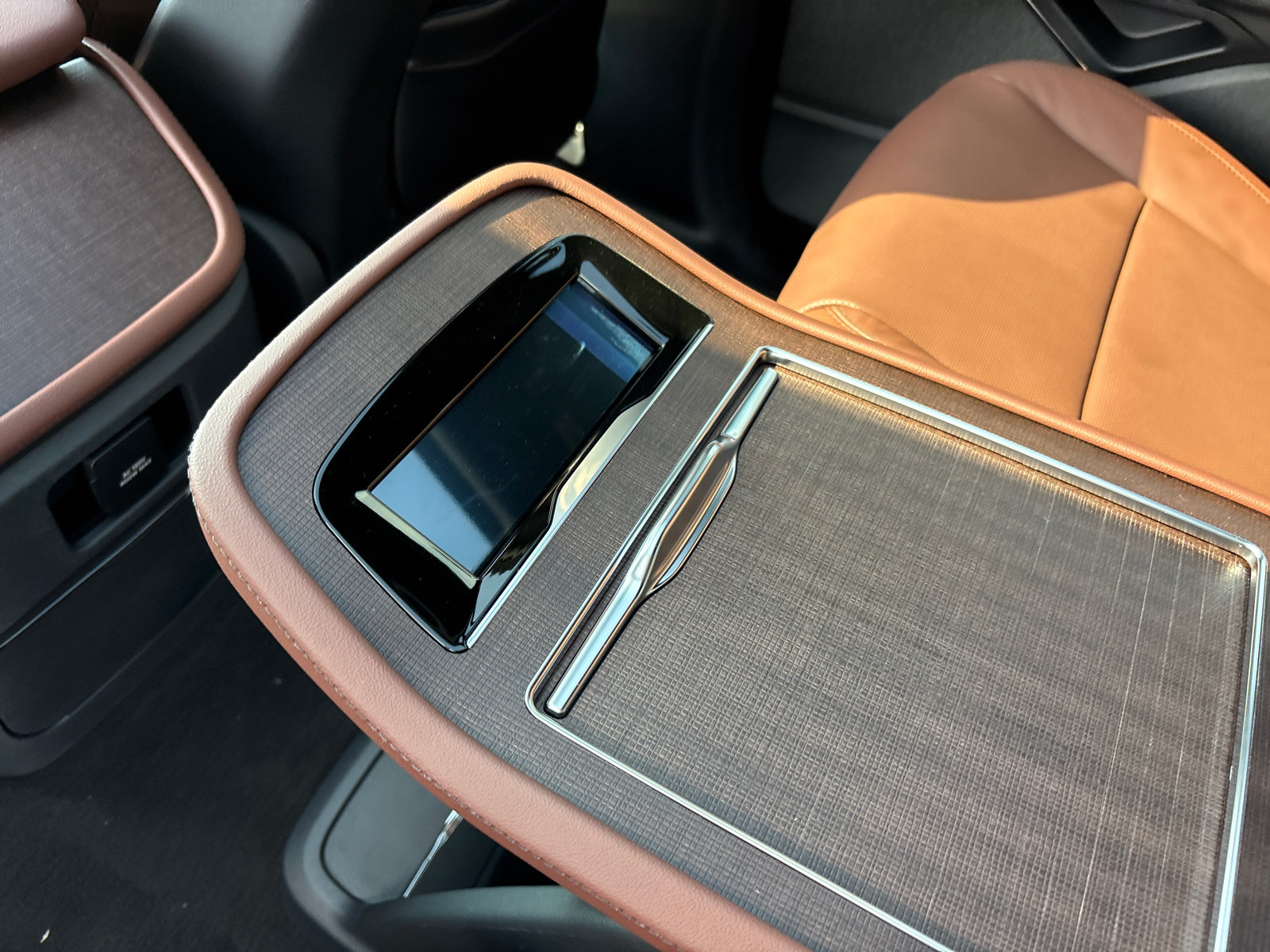 New 2027 Lincoln Navigator L Reserve AWD/4WD image 32