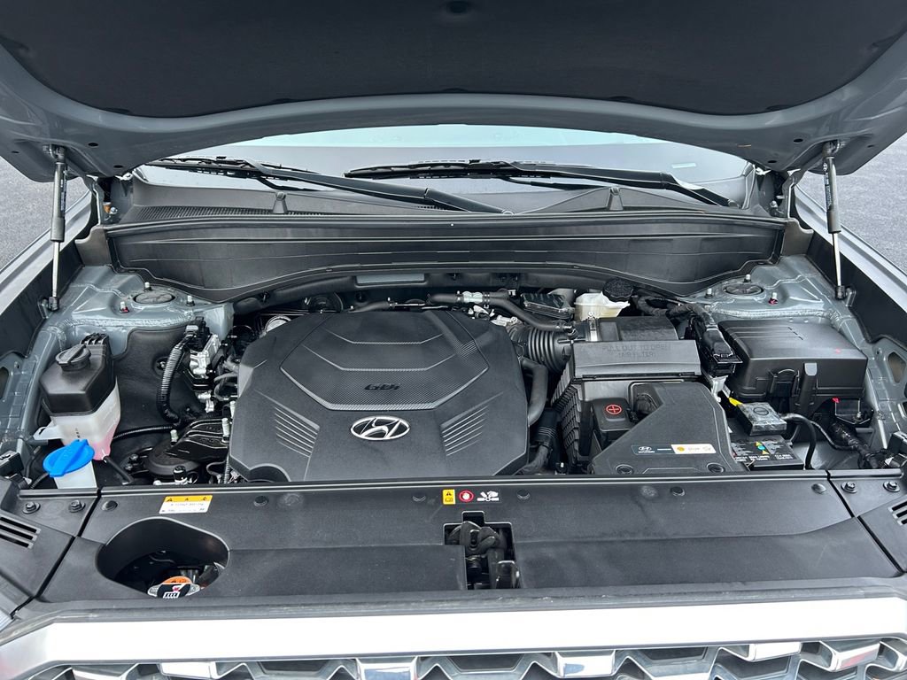 Certified 2022 Hyundai Palisade Limited w/ Winter Package image 30
