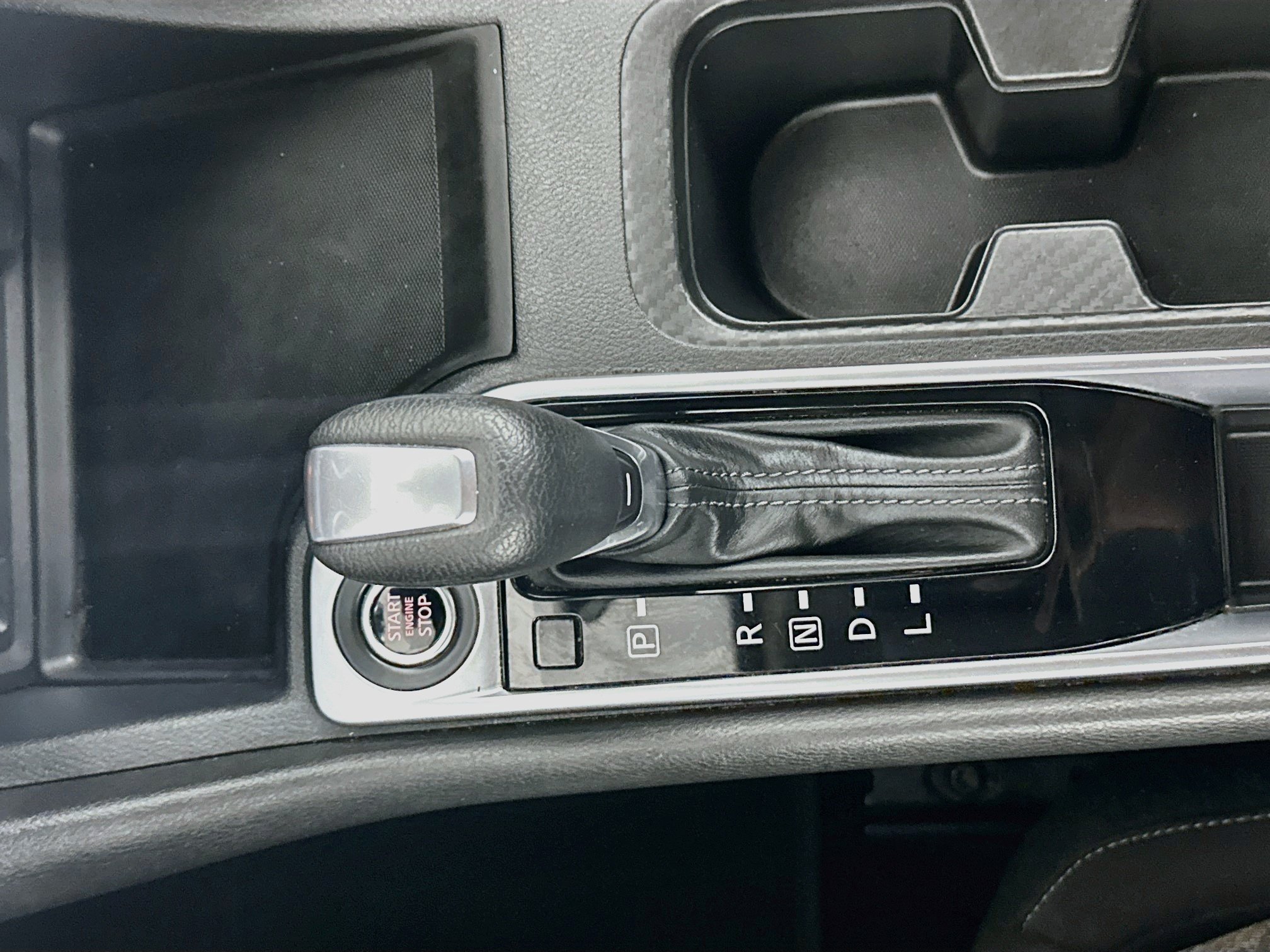 Used 2025 Nissan Sentra SV FWD image 23