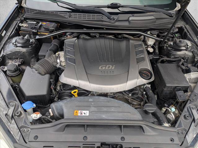 Used 2015 Hyundai Genesis 3.8 RWD image 18