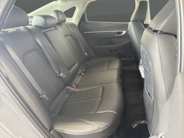 Certified 2025 Hyundai Sonata Limited FWD image 34