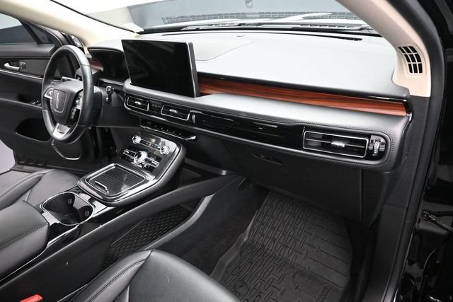 Certified 2023 Lincoln Nautilus Reserve FWD image 29
