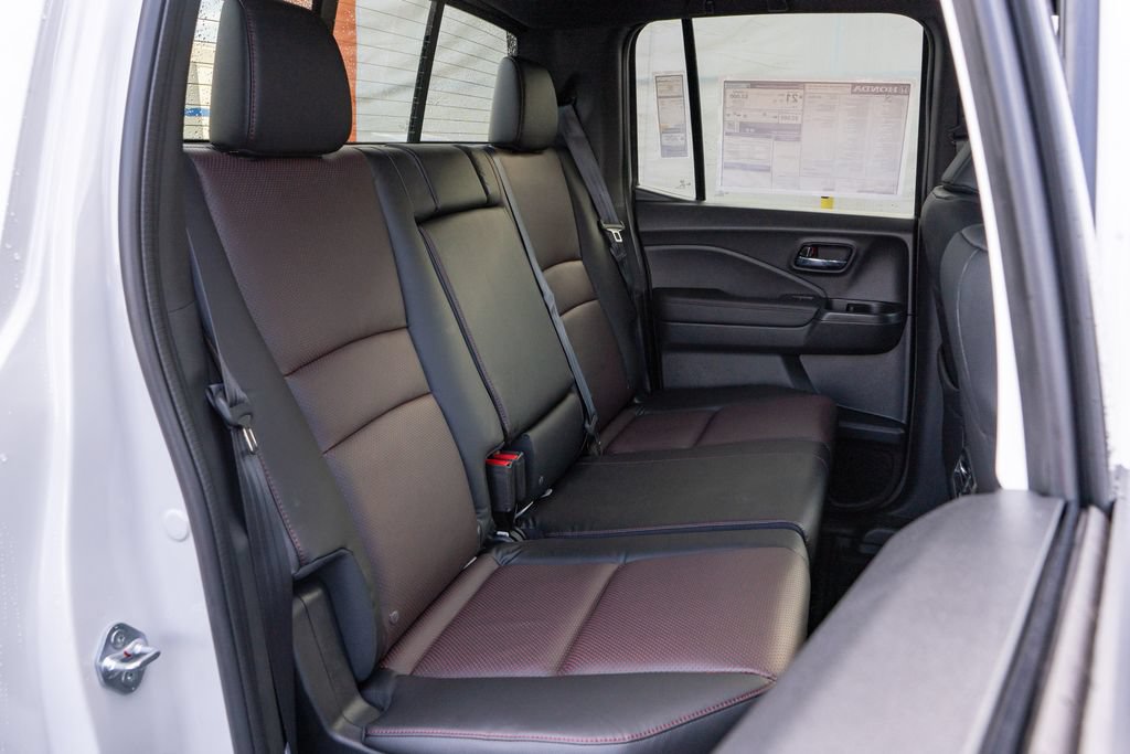 New 2026 Honda Ridgeline Black Edition image 15