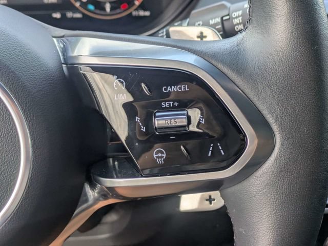 Used 2024 Jaguar E-PACE R-Dynamic SE AWD/4WD image 28