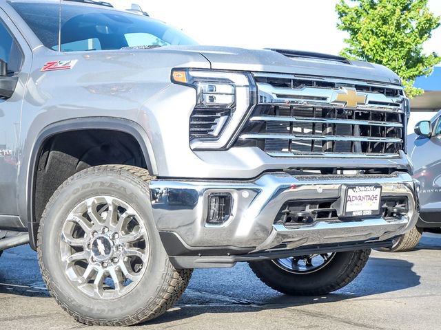 New 2026 Chevrolet Silverado 2500 LTZ w/ LTZ Premium Package AWD/4WD video 3