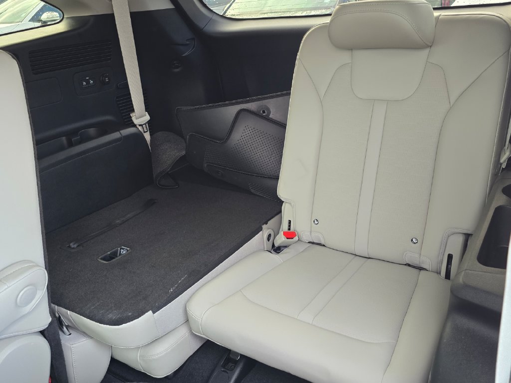 Certified 2025 Kia Sorento EX FWD image 15