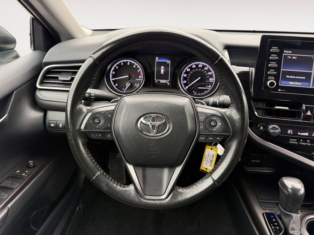 Used 2024 Toyota Camry SE image 12