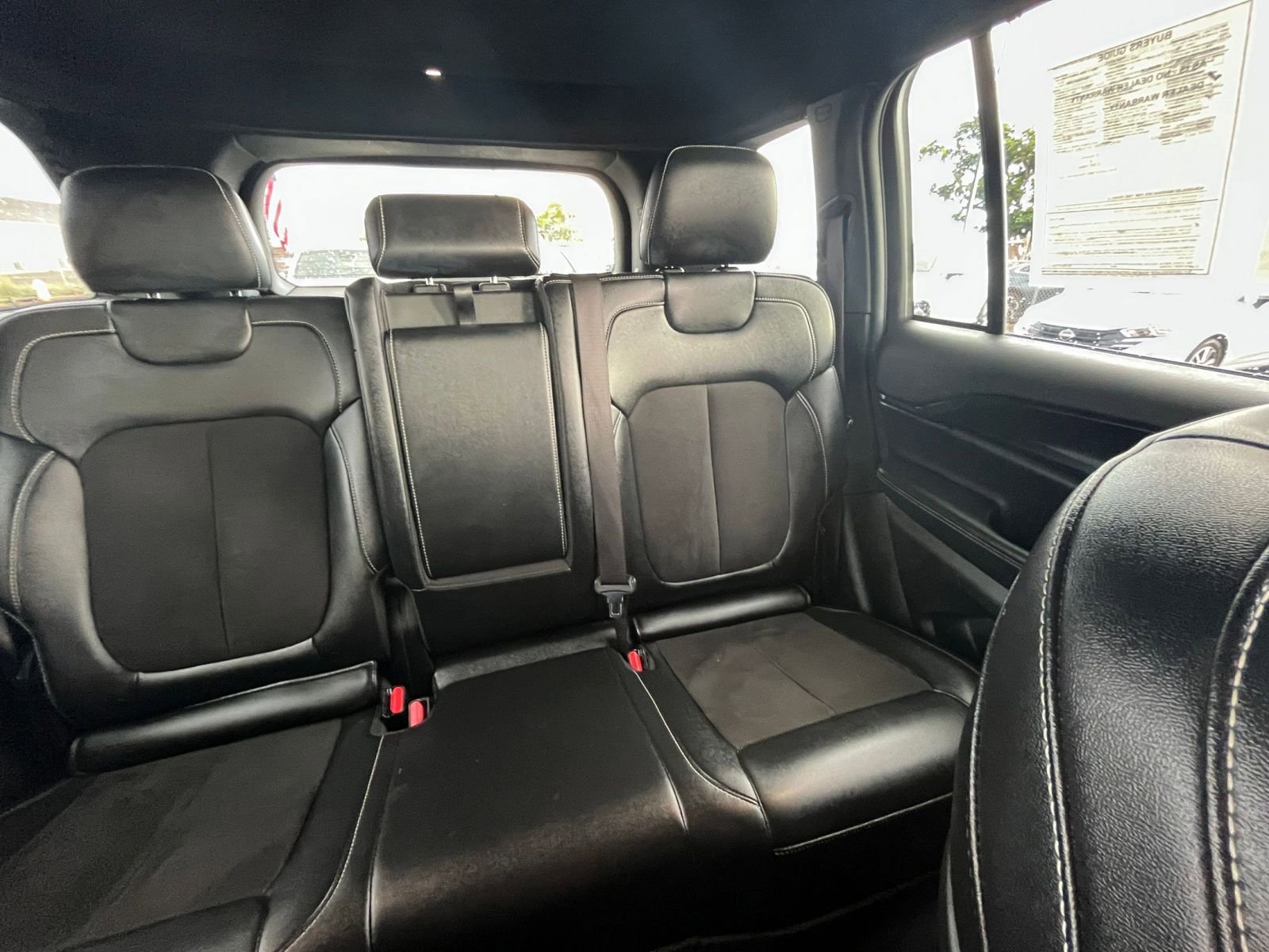 Used 2023 Jeep Grand Cherokee Altitude image 39