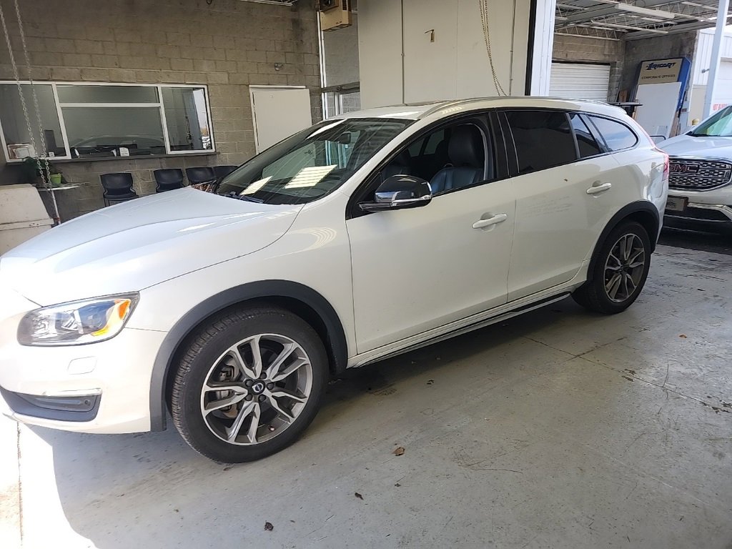 Used 2016 Volvo V60 T5 Cross Country Platinum w/ Climate Package