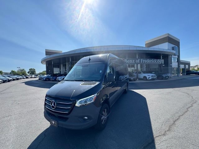 Used 2024 Mercedes-Benz Sprinter 2500 image 21