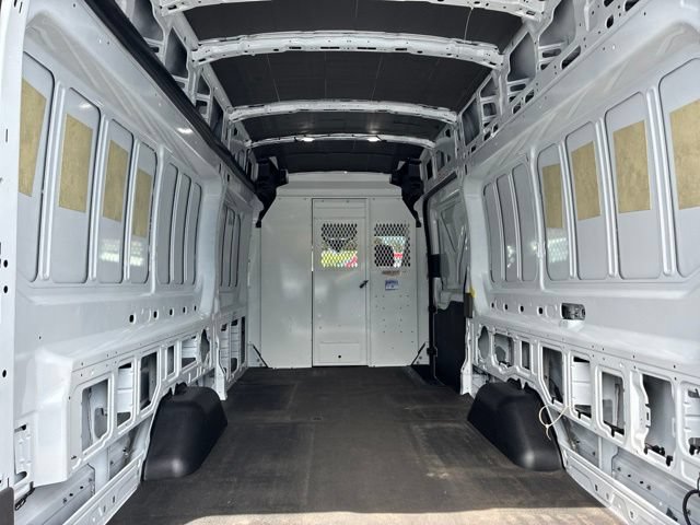 Used 2023 Ford Transit 250 148 High Roof Extended RWD image 18