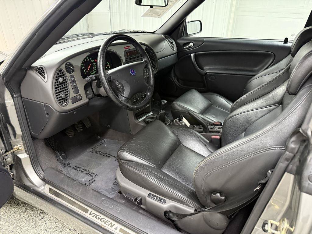 Used 2002 Saab 9-3 Viggen FWD image 12