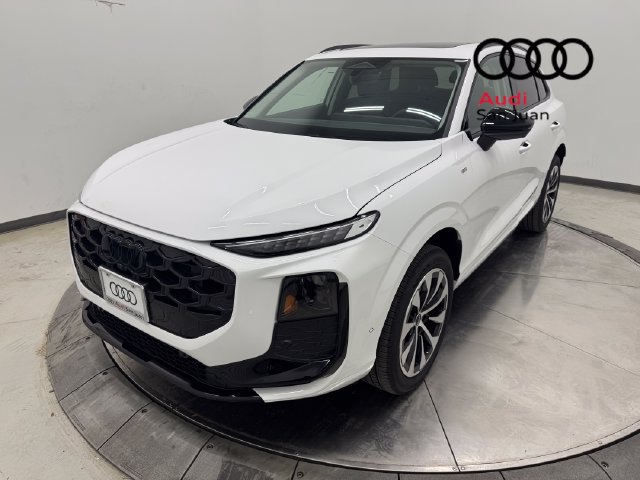 New 2026 Audi Q3 quattro 2.0T AWD/4WD image 3