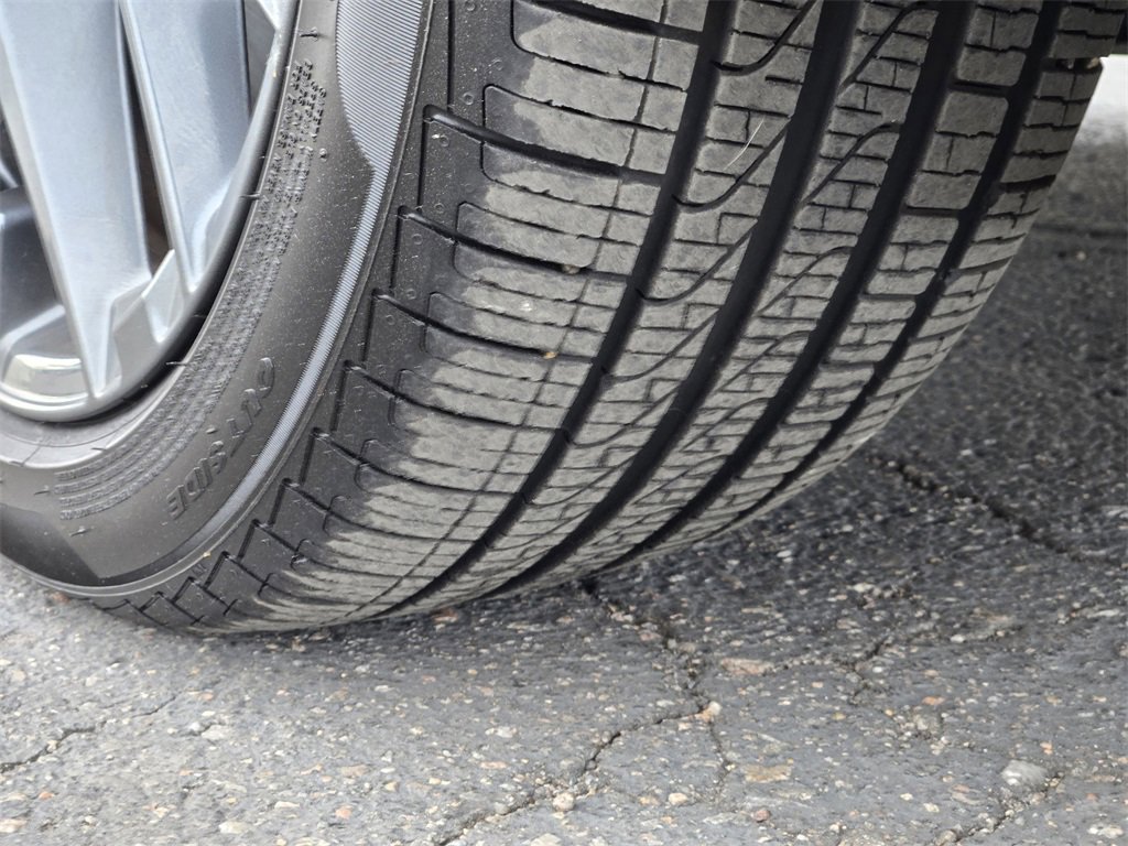 Certified 2025 BMW 330i xDrive Sedan w/ M Sport Package image 13