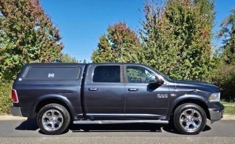 Used 2015 RAM 1500 Laramie w/ Convenience Group image 12