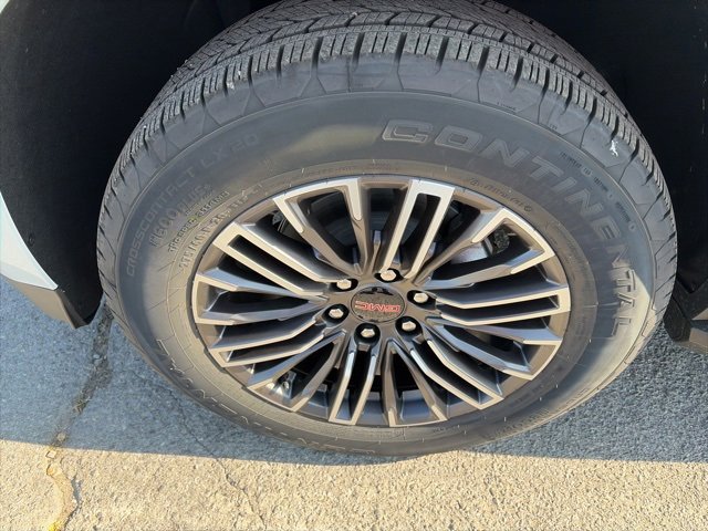 New 2026 GMC Yukon XL Elevation w/ LPO, Floor Liner Package image 10