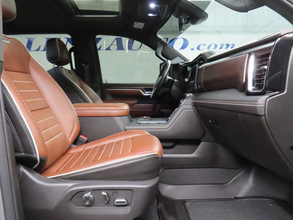 Used 2024 GMC Sierra 3500 Denali Ultimate image 38