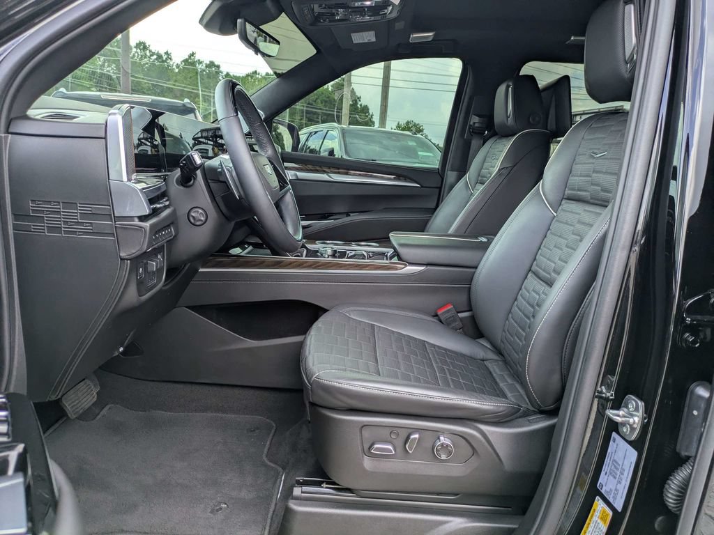 Certified 2025 Cadillac Escalade ESV Sport Platinum AWD/4WD image 24