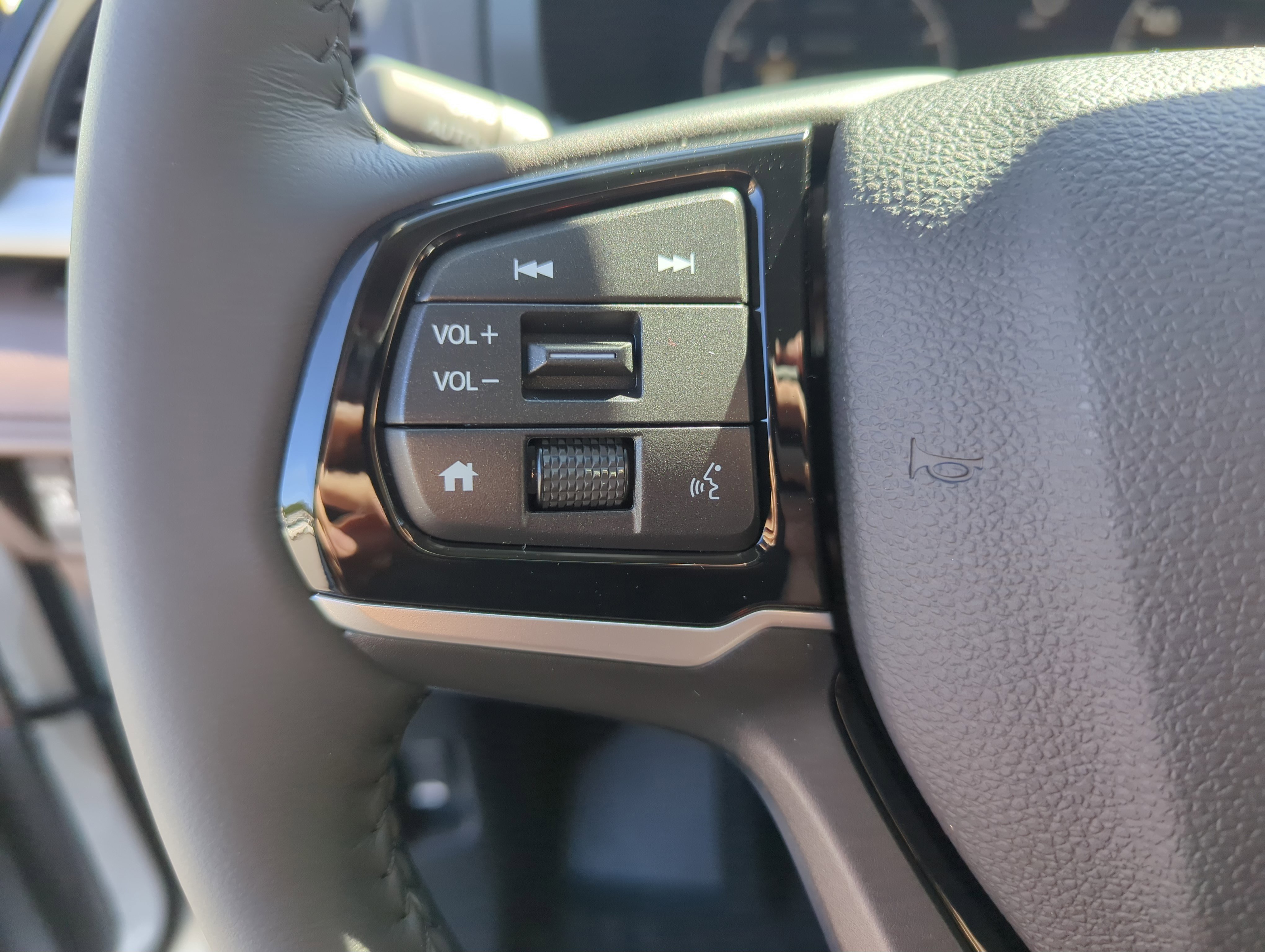 New 2026 Honda Odyssey Touring image 24