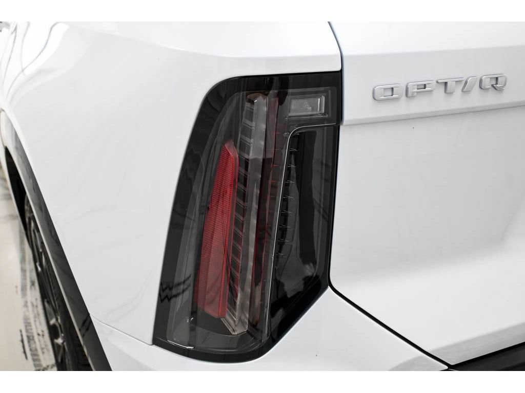 New 2027 Cadillac Optiq Premium Sport w/ LPO, ONYX Package AWD/4WD image 10
