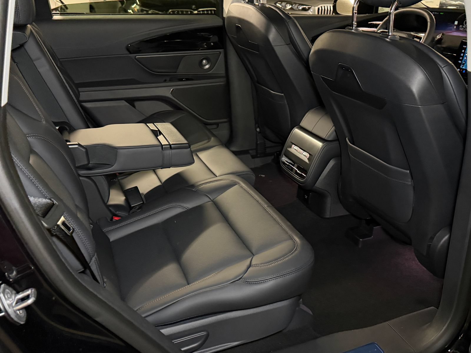 New 2026 Lincoln Nautilus Premier w/ Equipment Group 102A AWD/4WD image 15