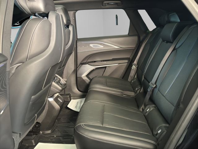 Used 2024 Cadillac Lyriq Luxury w/ LPO, Floor Liner Package image 16