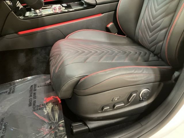 Used 2025 Genesis G80 3.5T Sport image 10