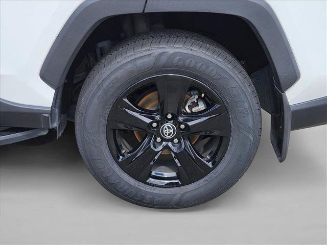 Used 2023 Toyota RAV4 XLE w/ Convenience Package FWD image 20