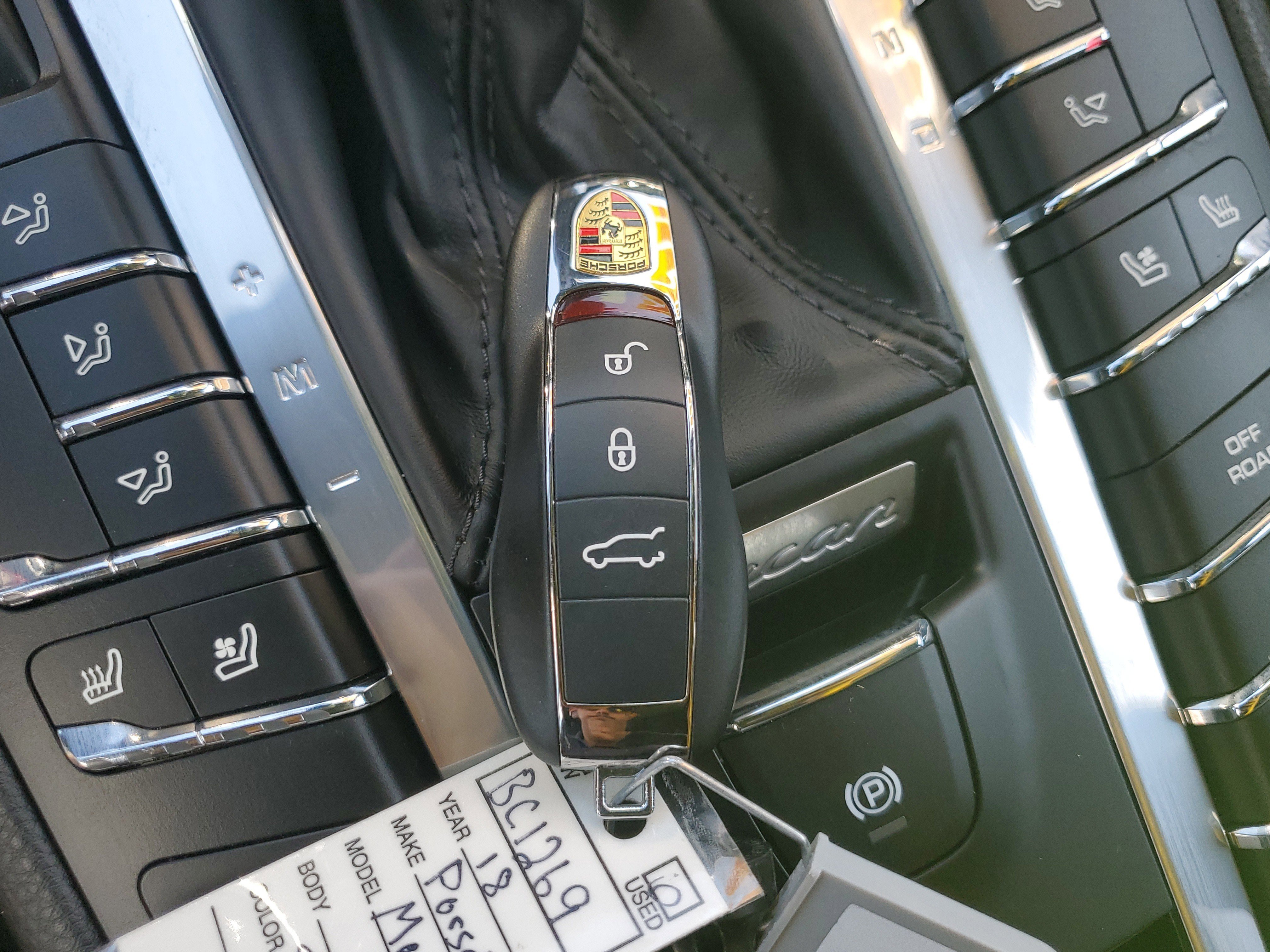 Used 2018 Porsche Macan image 29