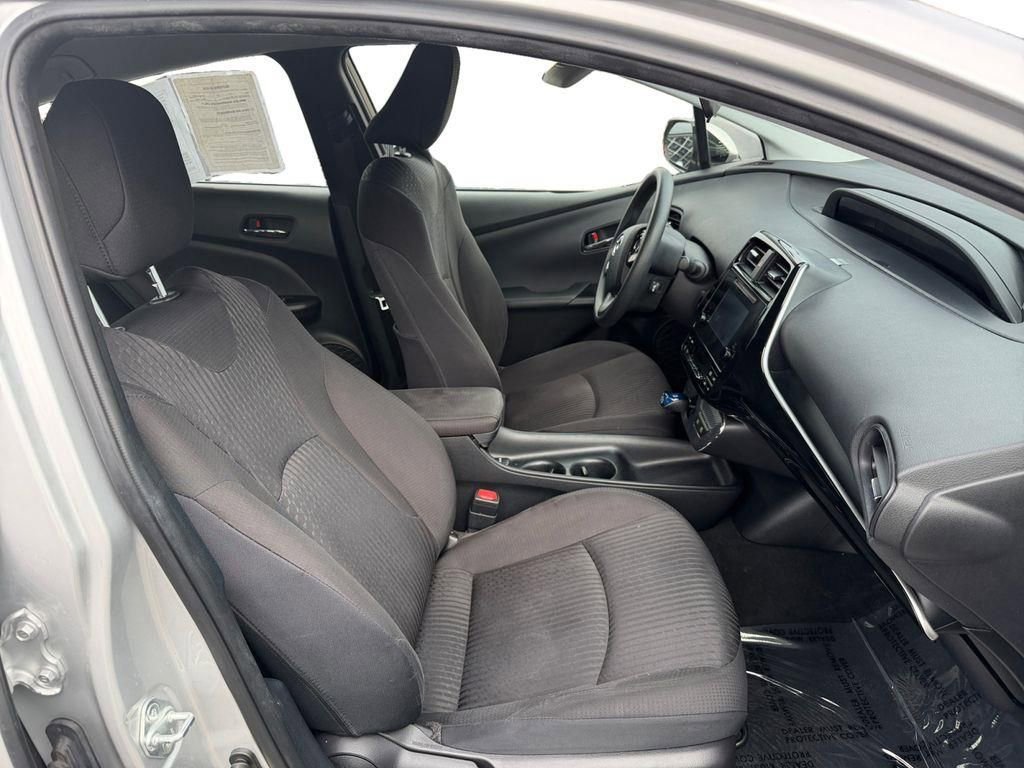 Used 2018 Toyota Prius Two w/ Prius Two Safety Plus Package image 15