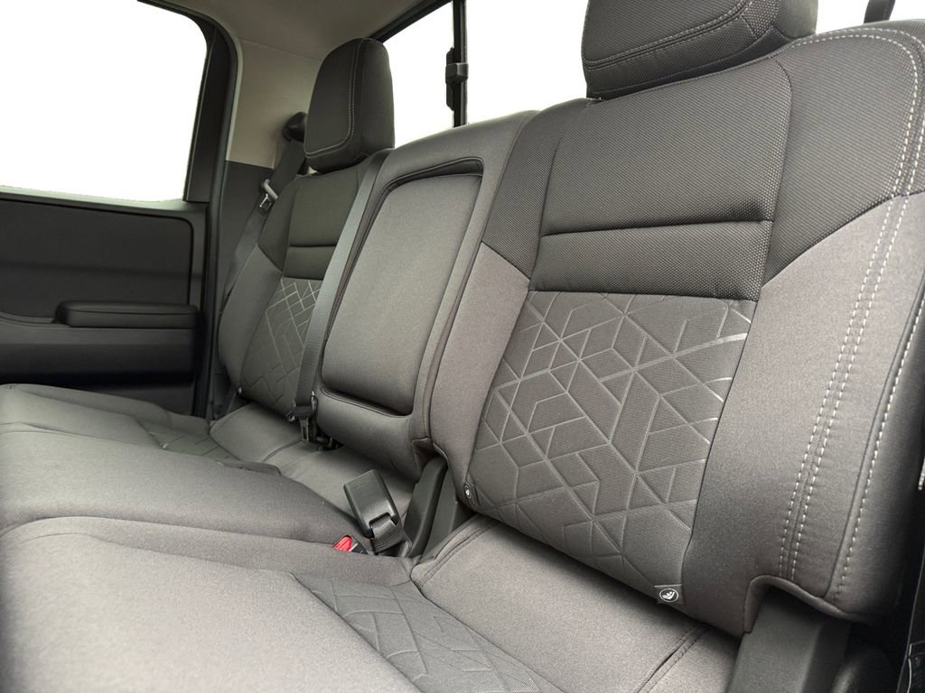 Used 2026 Nissan Frontier SV w/ SV Convenience Package AWD/4WD image 14